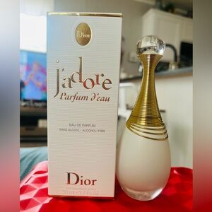 New Dior J'adore Parfum d'eau Spray, 1.7 oz.